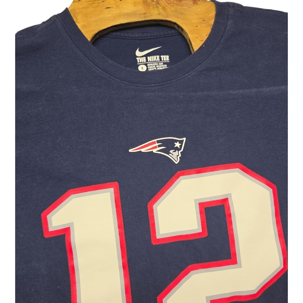 Nike New England Patriots Tom Brady 12 T-Shirt Navy Blue Women Lg Athletic Cut
